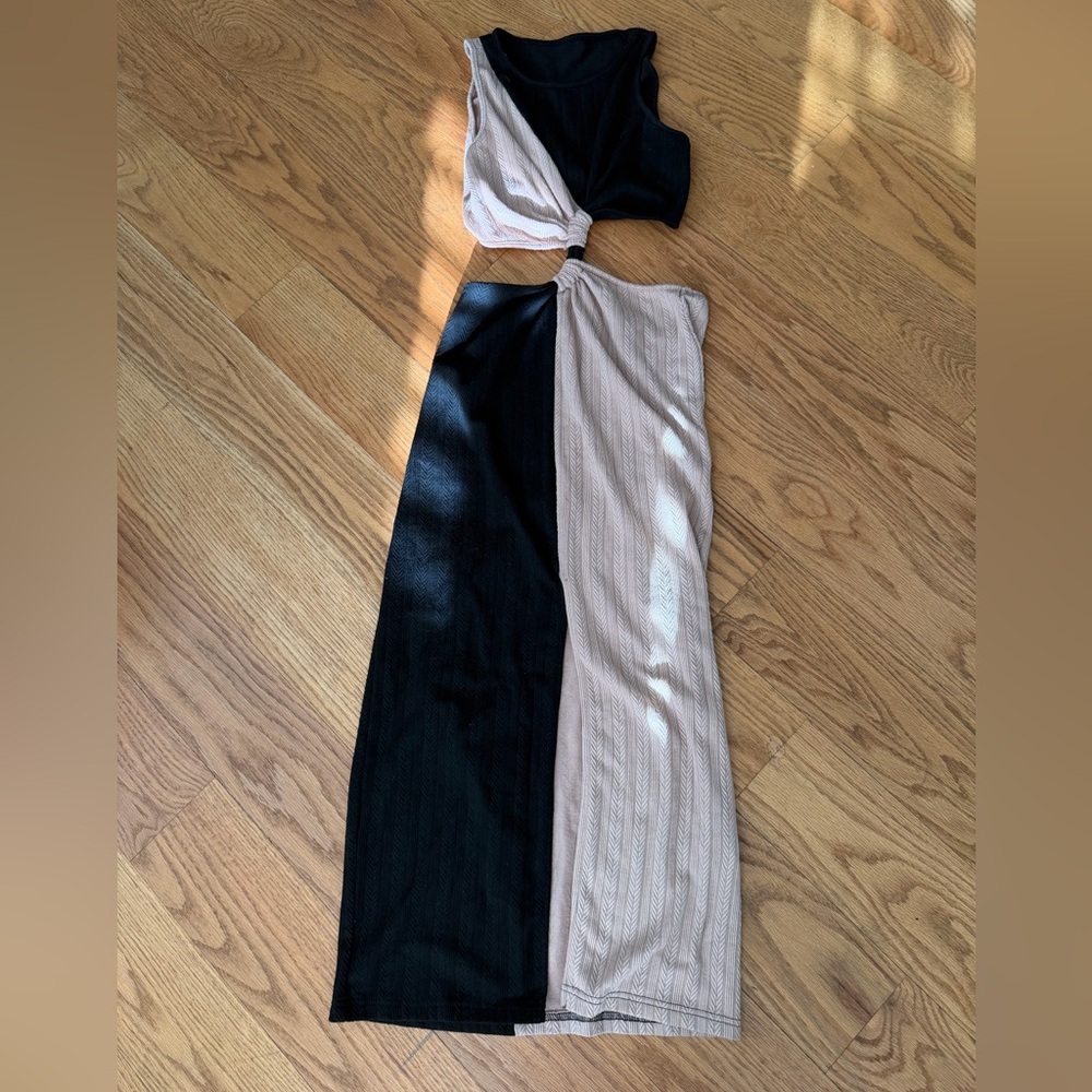 Elegant Black and Cream Women Dress
